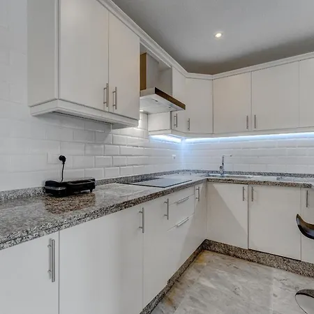 Heated Pool Stylish 3 Bedrm Cristianos Daire *